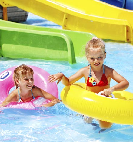 Outdoor Swimming Pool at Marietta Hotel