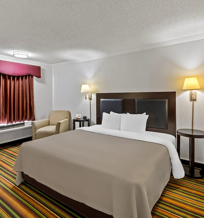Marietta Hotel Business King Guest Room Marietta Hotel Business King Guest Room