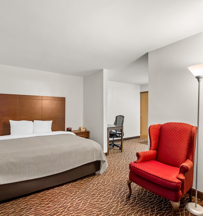 Two Room Suites at Marietta Hotel Two Room Suites at Marietta Hotel